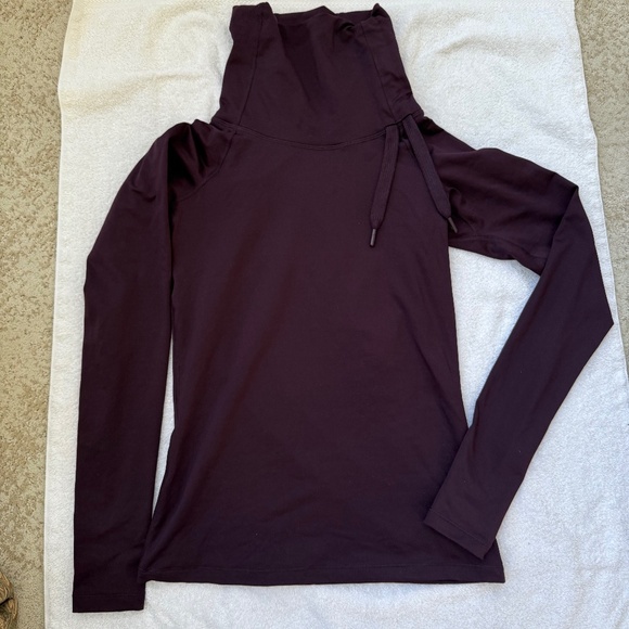 Nike Dri-Fit Purple High Neck Shirt - Medium - New with Tags - Picture 3 of 7